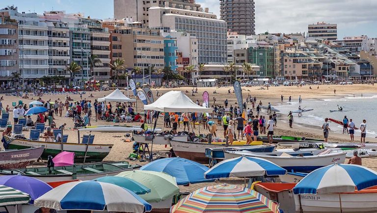 Guía de Viaje Esencial para Las Palmas: Consejos para el Viajero Aventurero